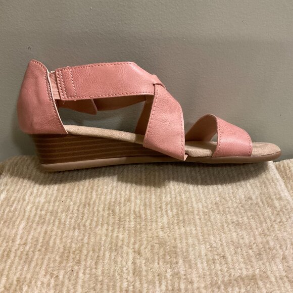 Mia Amore Wedge Sandals - Size 7 Shoes - Picture 4 of 6